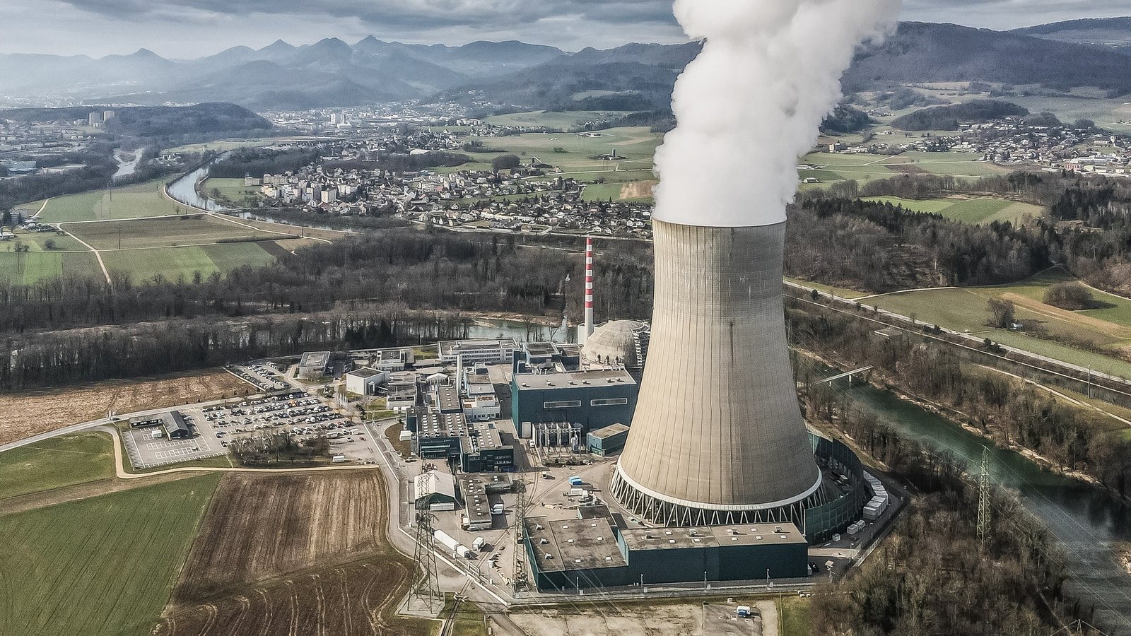 Nuclear power plant near Berwyn Heights